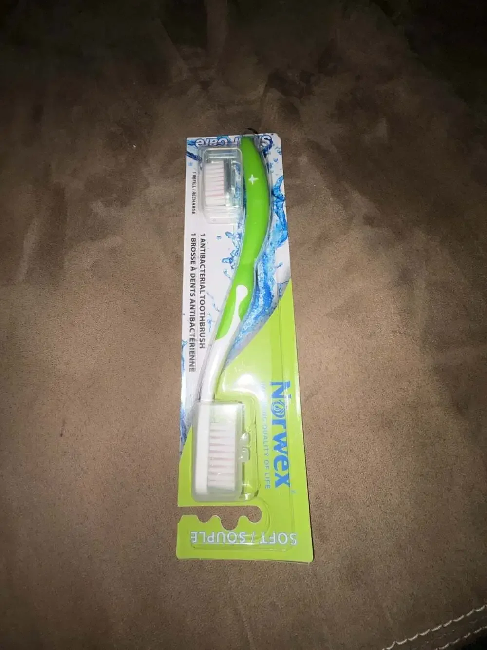 Norwex Antibacterial Toothbrush with Refill Head, Soft